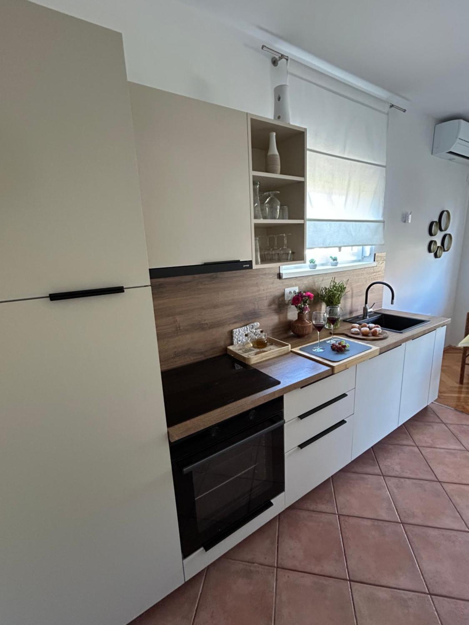 Apartments Come&Stay Пунат Экстерьер фото