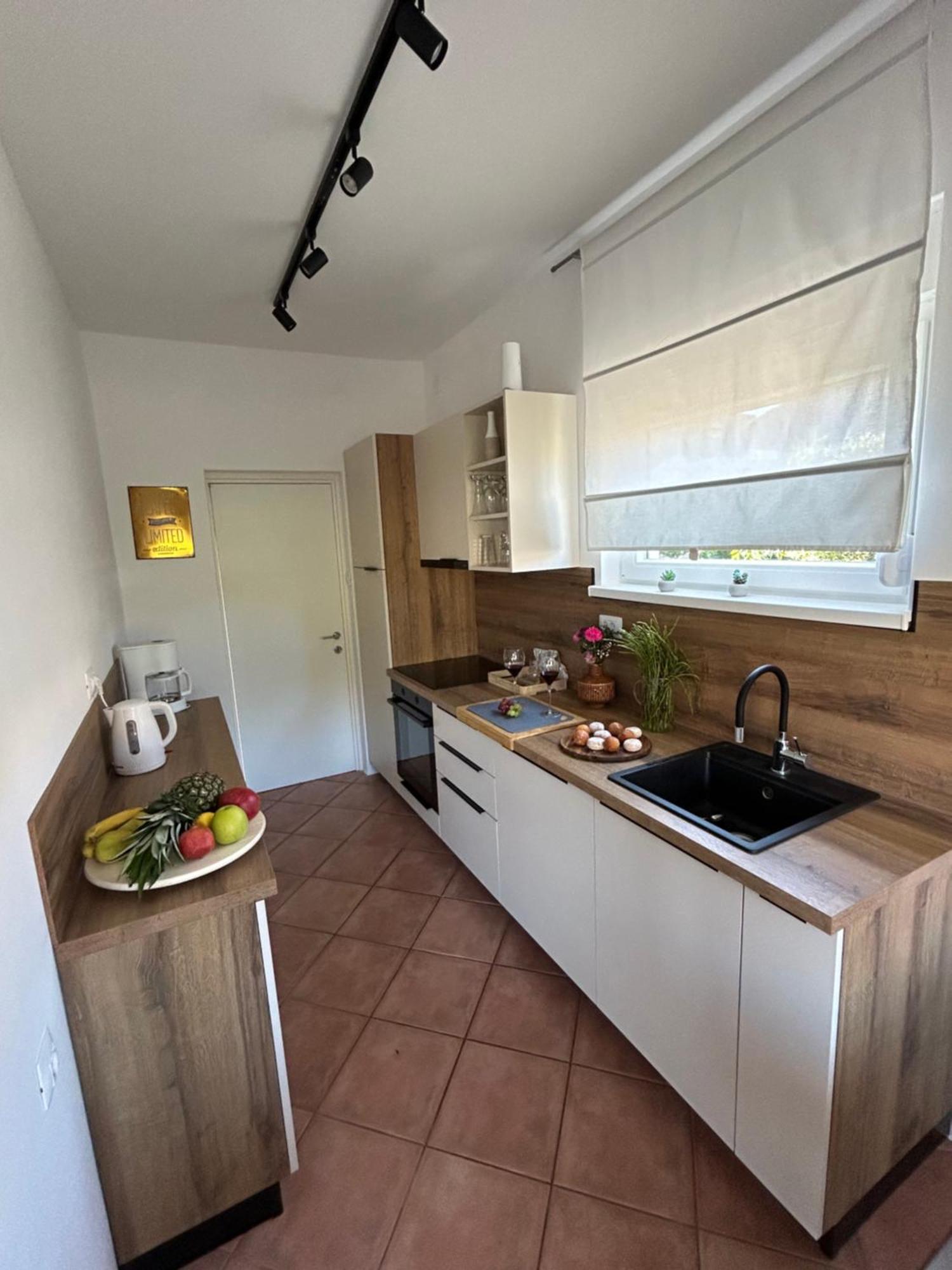 Apartments Come&Stay Пунат Экстерьер фото